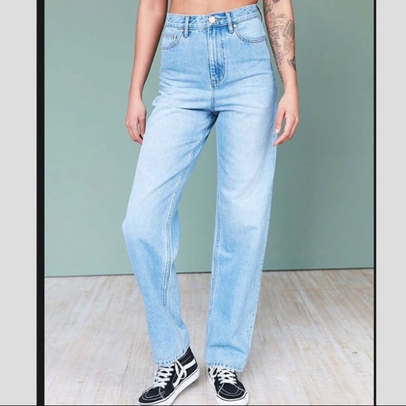 BDG | Jeans | Bdg High Waist Mom Jeans 